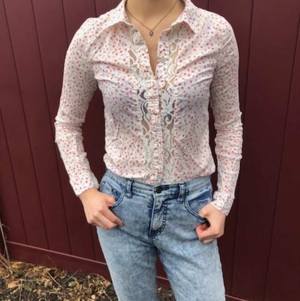 Lauren Conrad Floral Lace Buttonup